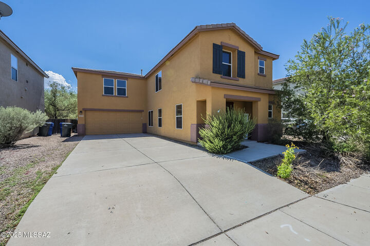 Property Photo: 4146 E Wading Pond Drive AZ 85712