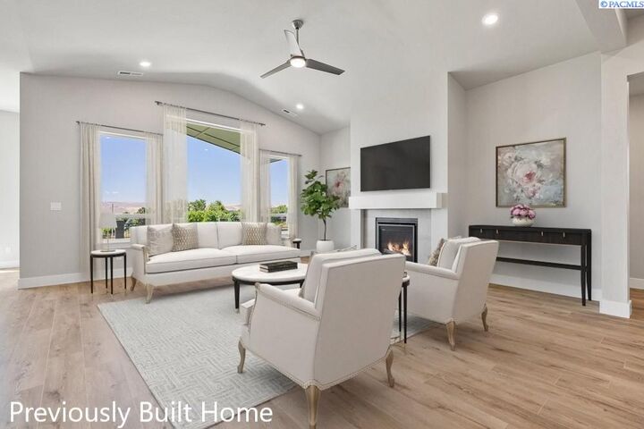 Property Photo: 5710 Rd. 122 WA 99301