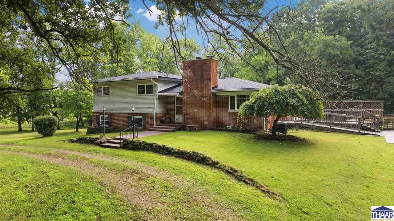 Property Photo: 8120 S Cullen Place IN 47802