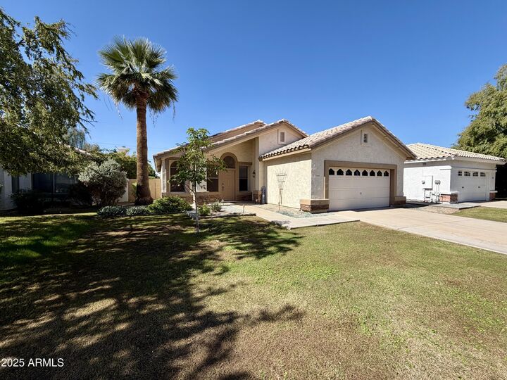 Property Photo:  3068 N 83rd Place  AZ 85251 