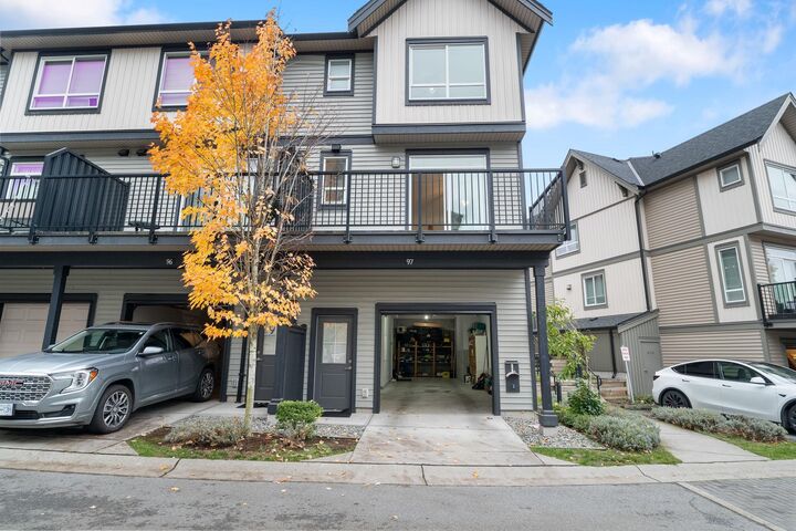 Property Photo: 30930 Westridge Place 97 BC V2T 0H6