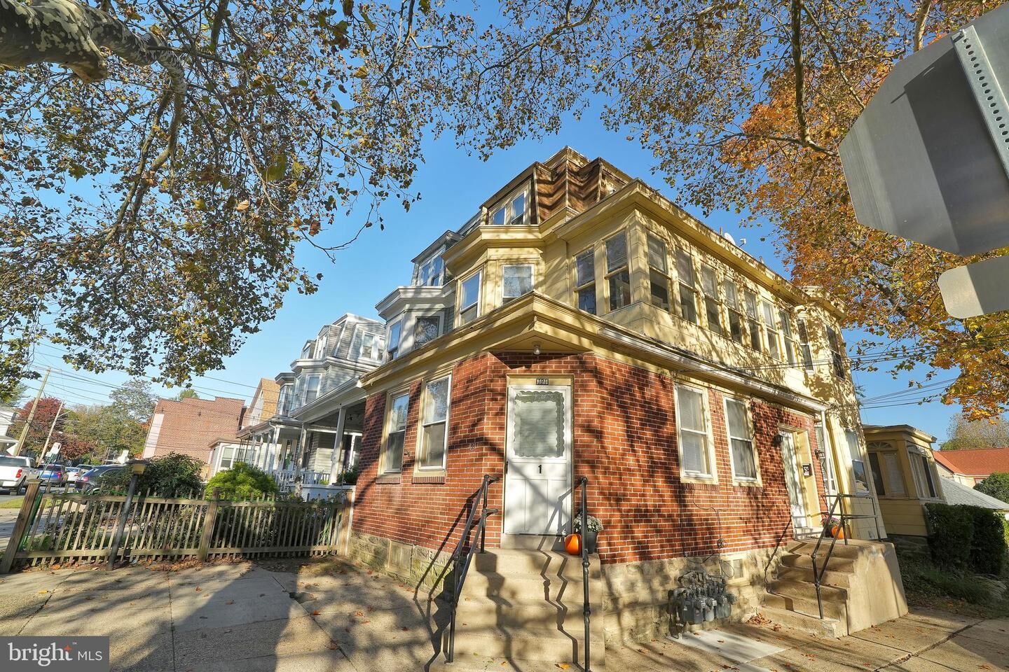 Property Photo:  121 Central Avenue  PA 19012