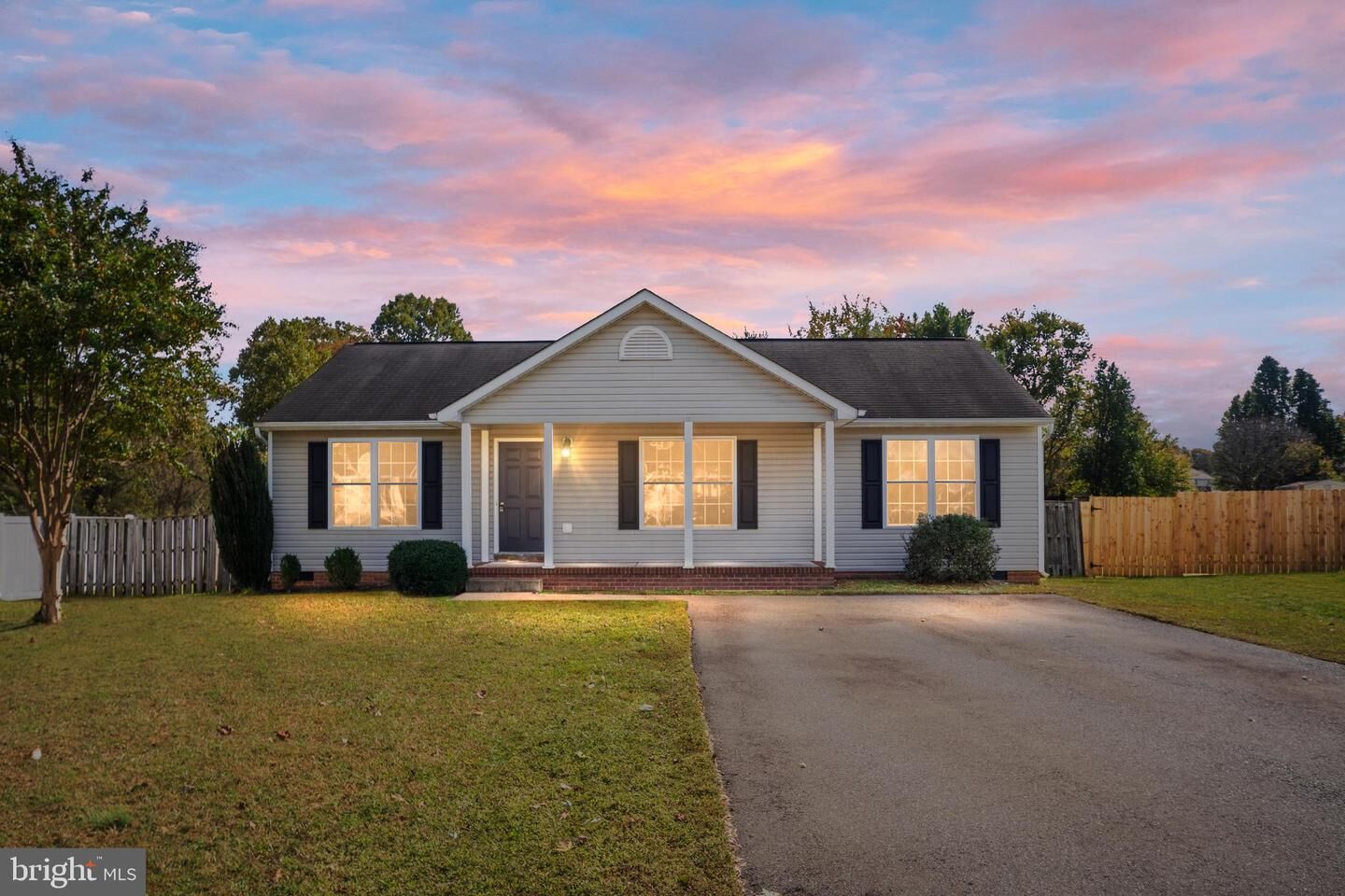 Property Photo: 2500 Melchris Court VA 22408