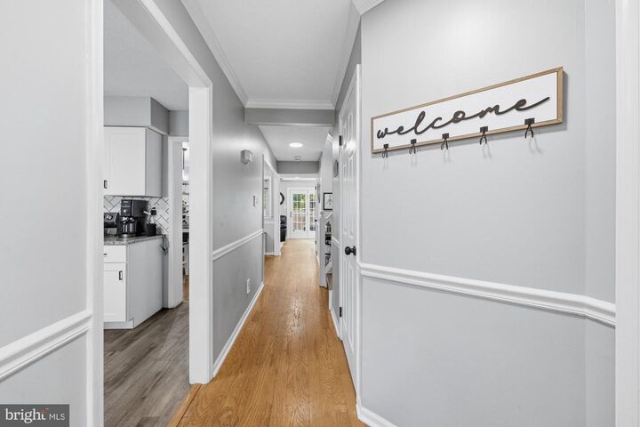 Property Photo:  805 Mount Vernon Court  NJ 08053
