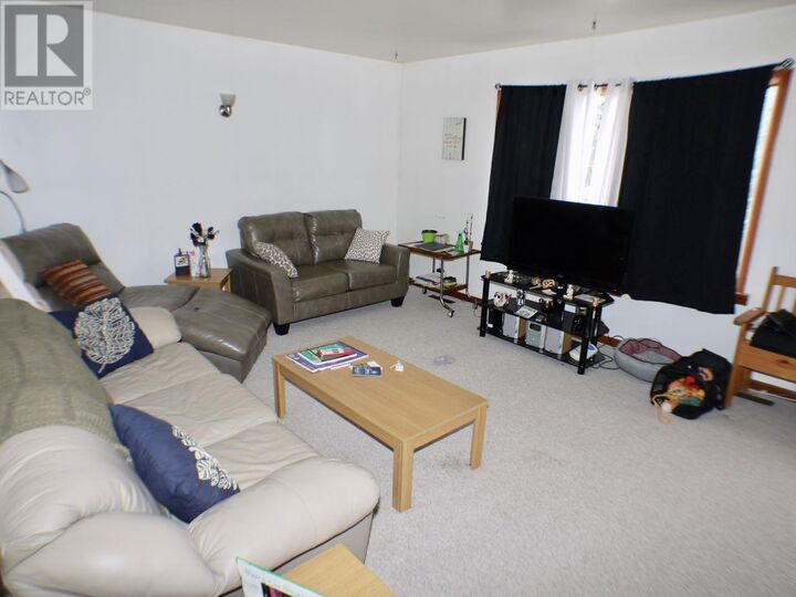 Property Photo:  248 Second St  ON P8N 2V4 