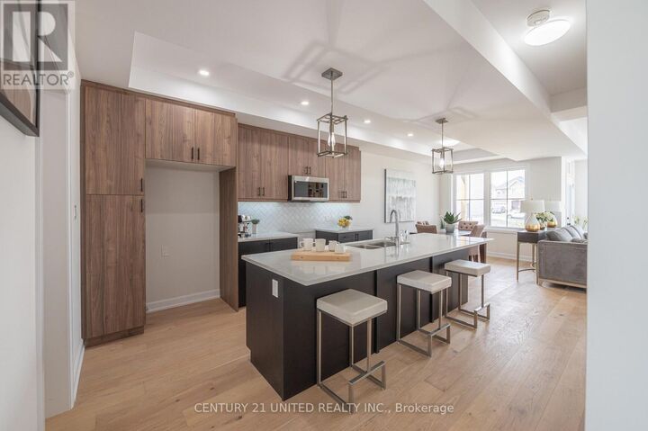 Property Photo:  303 Mullighan Gardens  ON K0K 0G3