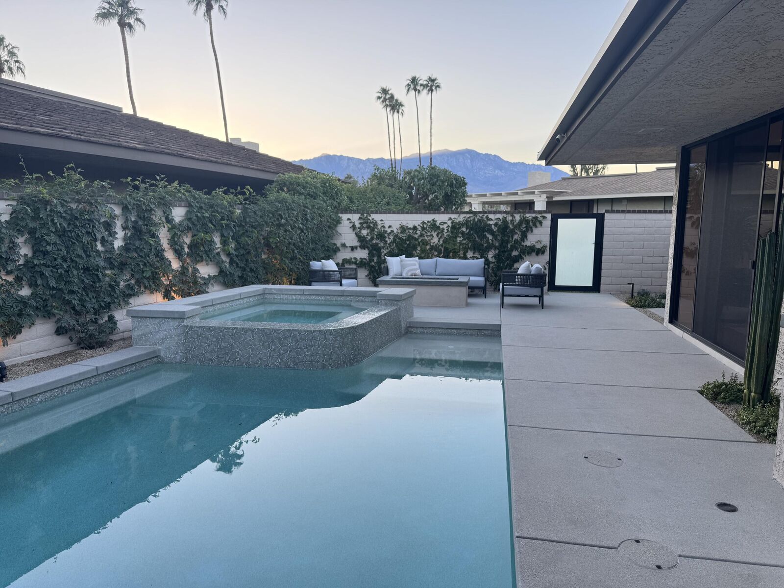Property Photo: 35 Lafayette Drive CA 92270