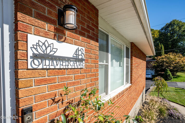 Property Photo:  43 Oliver Avenue  NY 12203 
