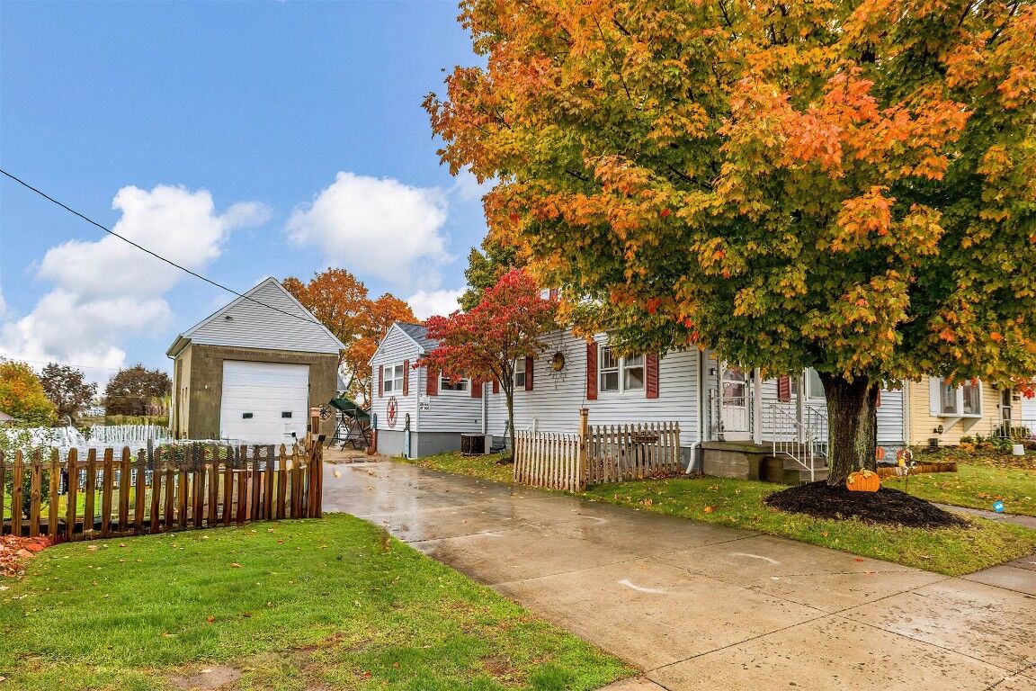 Property Photo:  136 Brighton Avenue  PA 16509 