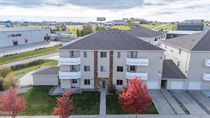 1123 E Lasalle Drive E 3  Bismarck ND 58503 photo