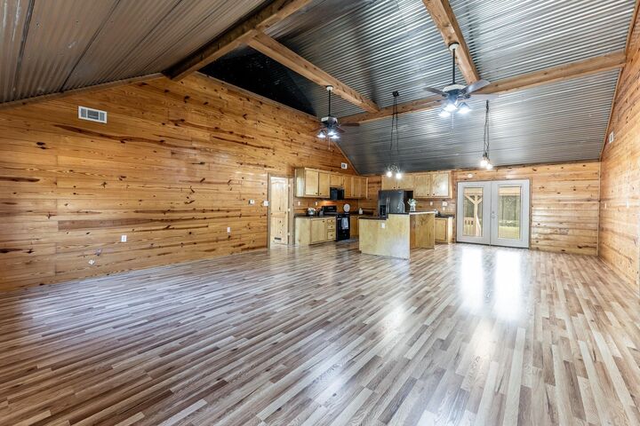 Property Photo:  157 Laurel Lane  TX 77351 