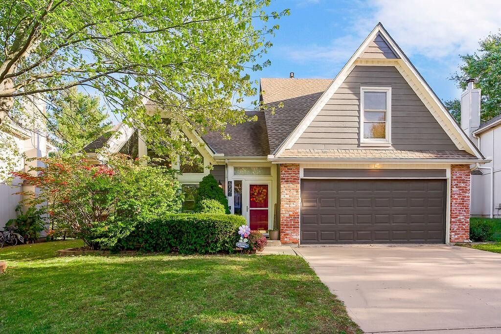 Property Photo:  6421 Hilltop Street  KS 66226