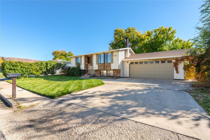 Property Photo:  1137 Brook Street St  UT 84721