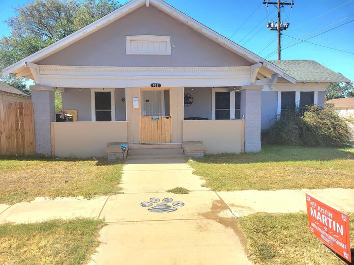 605 S 10th Street  Slaton TX 79364 photo