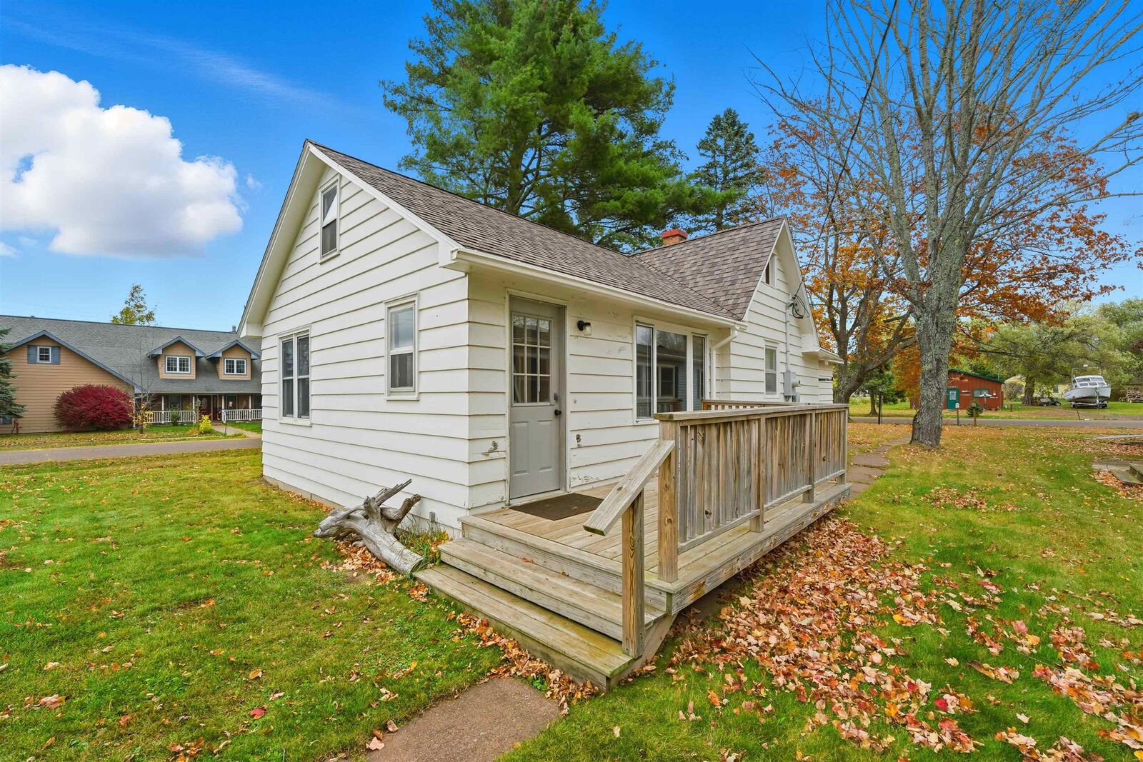Property Photo: 83185 Washington Ave WI 54865
