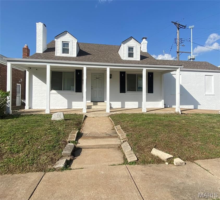 Property Photo: 5817 Dressell Avenue MO 63120