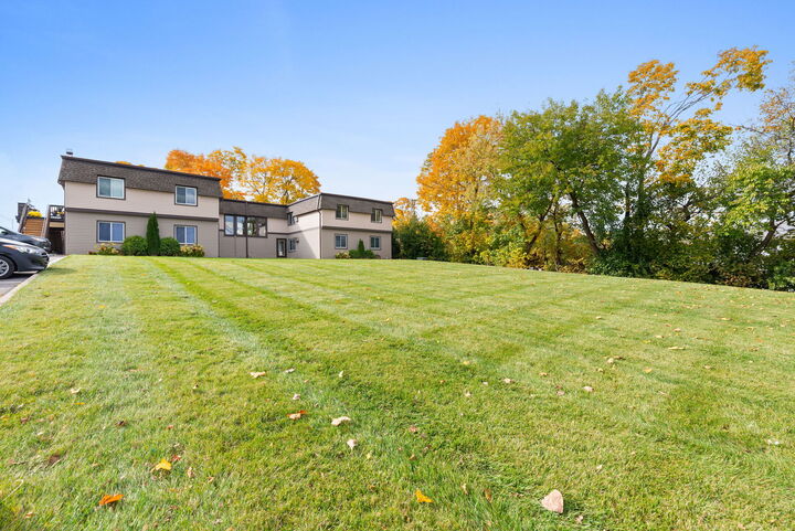 Property Photo: 125 E Mill Street 103 IL 60084