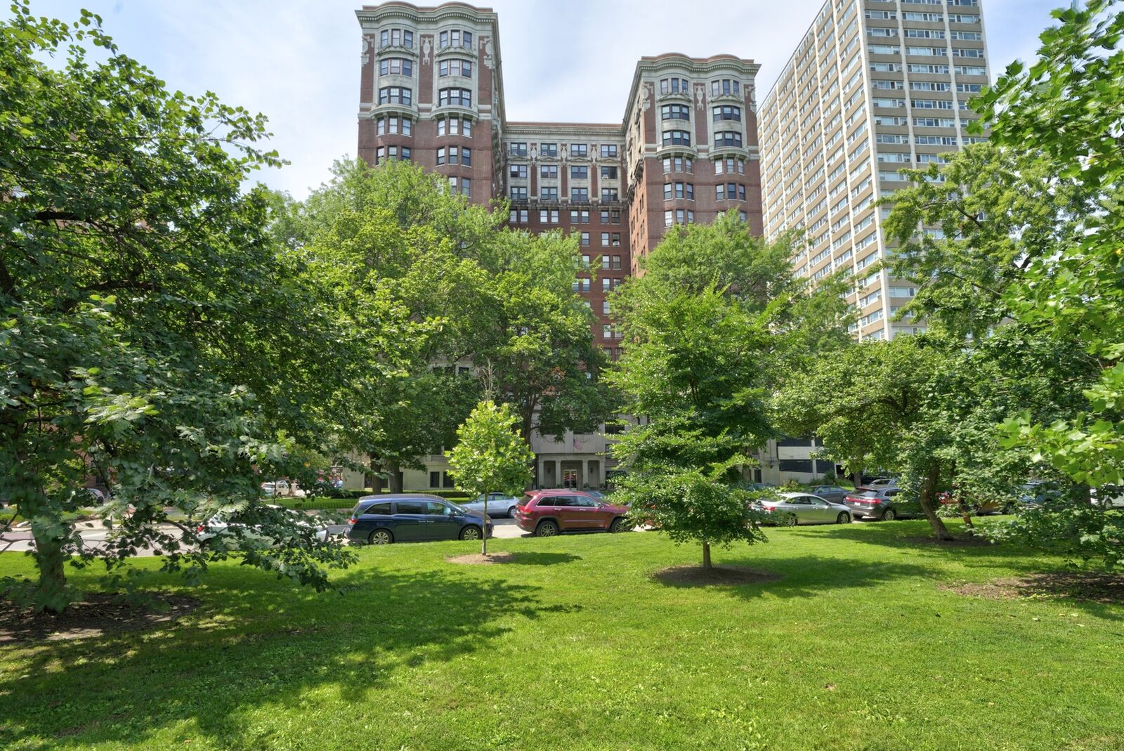Property Photo: 5000 N Marine Drive 7D IL 60640