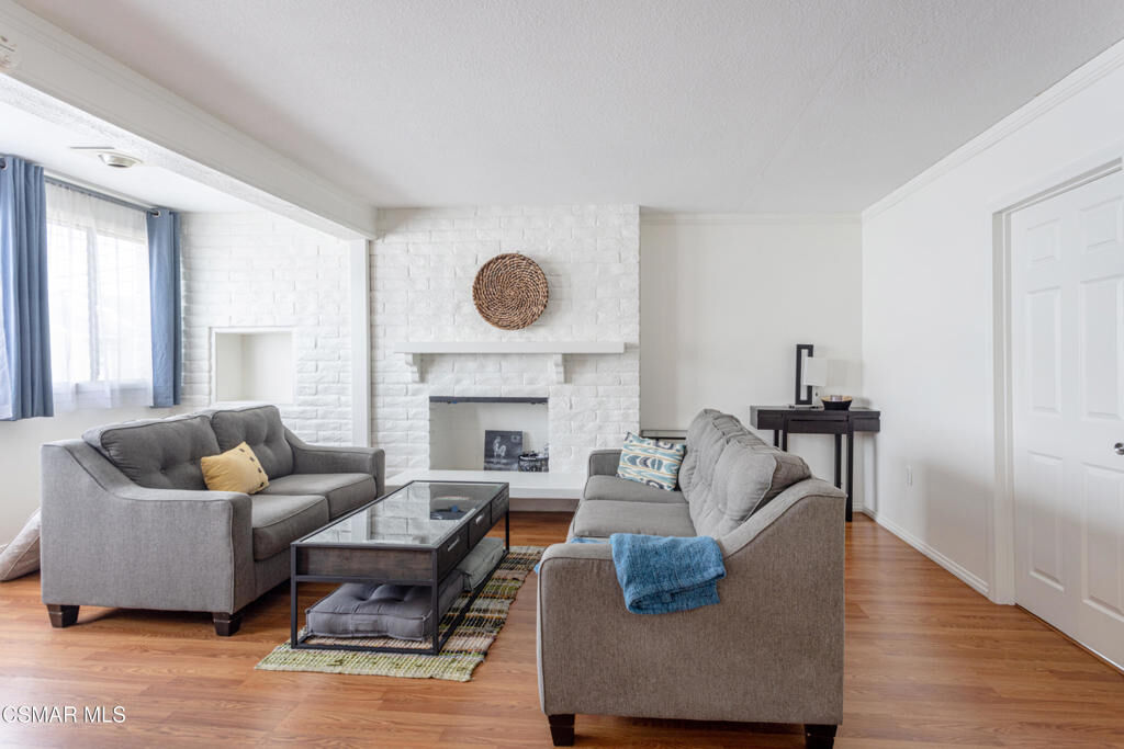 Property Photo: 1337 Edgewood Way 37 CA 93030