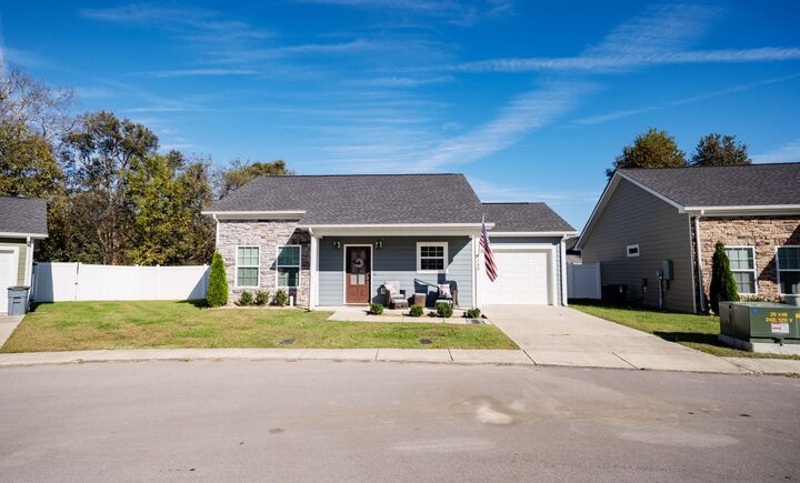 Property Photo:  180 Nichols Dr  TN 37190 