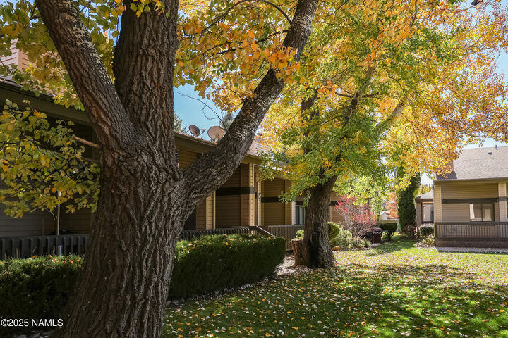 Property Photo:  17810 S Walapai Road 55  AZ 86017