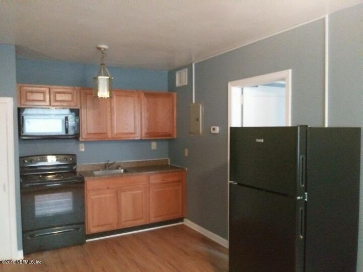 Property Photo: 2153 Post Street 4 FL 32204