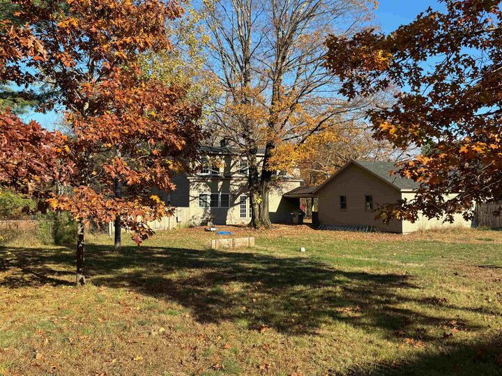 Property Photo: 6 Hartshorn Lane NH 03278