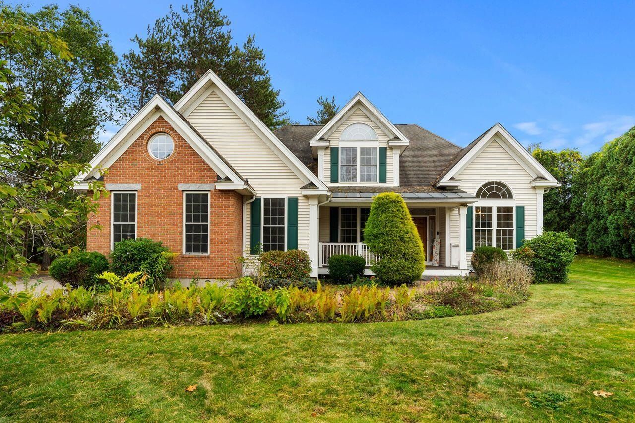 Property Photo: 5 Sunrise Boulevard NH 03106