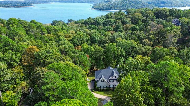 Property Photo:  7 Torreyhill Road  AR 72756 