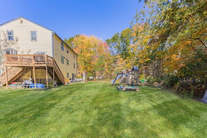 Property Photo:  9 Laurie Ann Ln  MA 01862