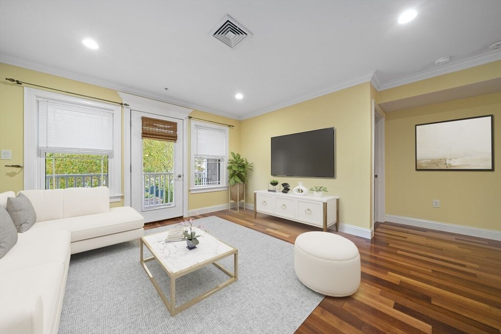 Property Photo:  45 Hancock Street 203  MA 02171 