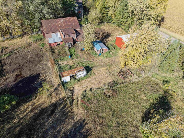 Property Photo:  6059 E Scott Street  WI 54963