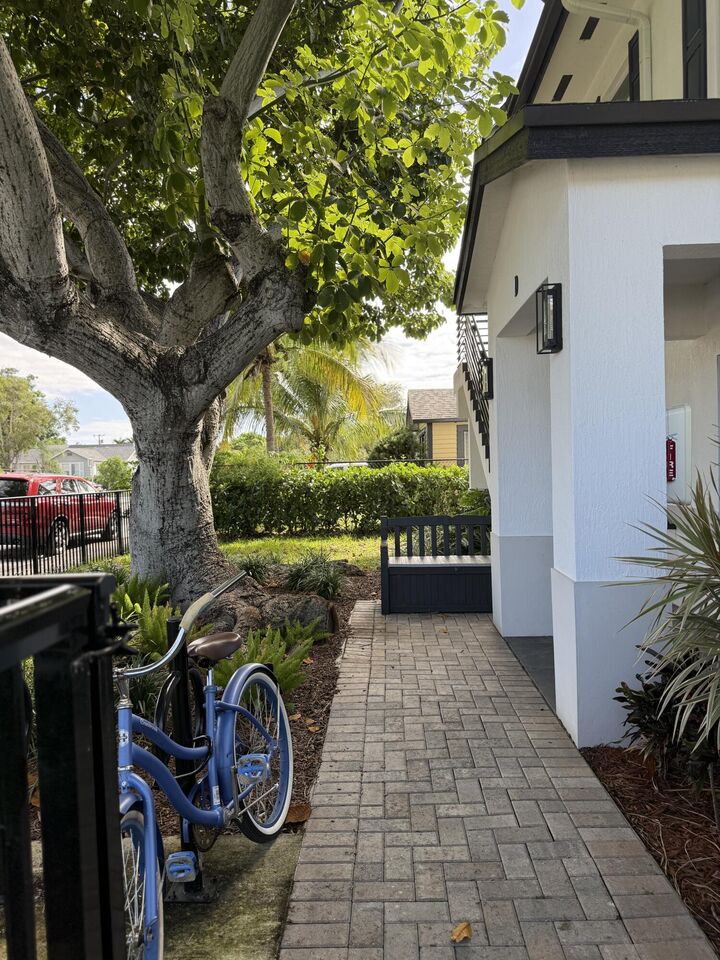 Property Photo: 509 N H Street N A FL 33460
