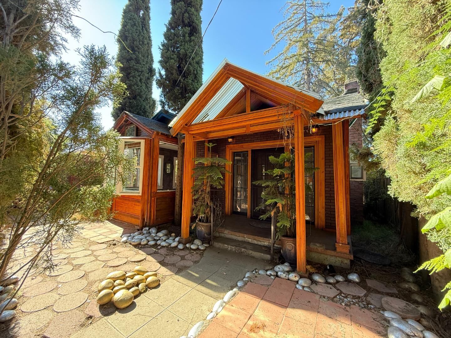 Property Photo:  677 Elm Street  CA 95126