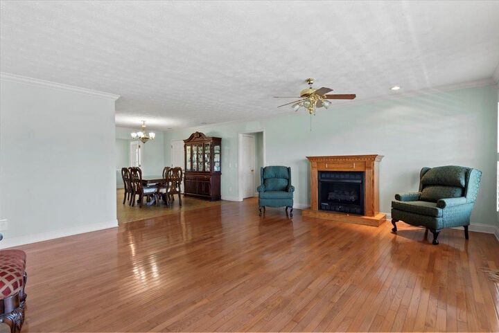 Property Photo: 465 Co Rd 668 AL 35077