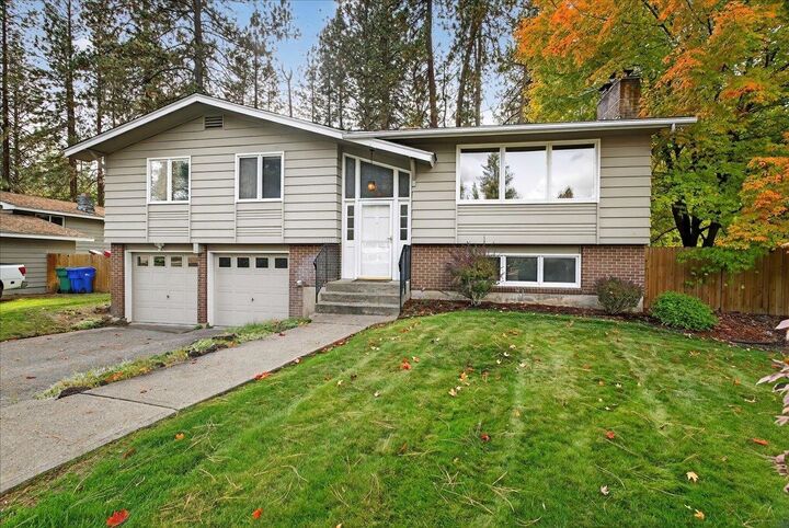 11711 N Highwood Ct  Spokane WA 99218 photo