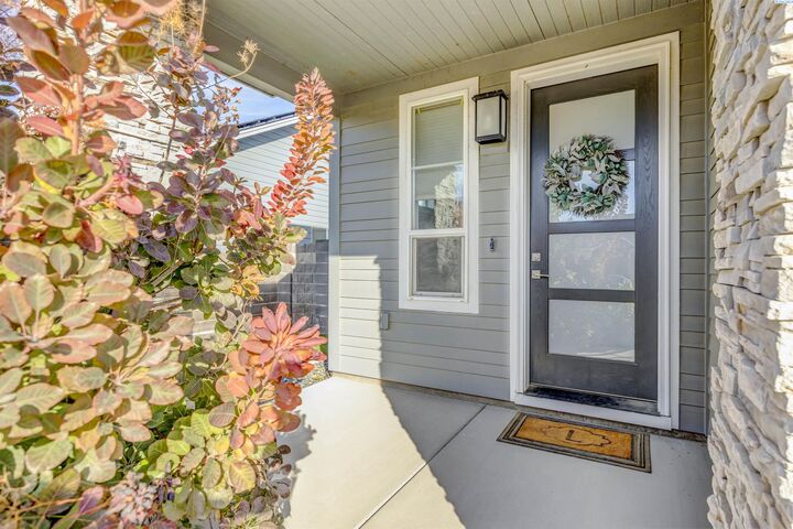 Property Photo: 9813 Coho Ct WA 99301