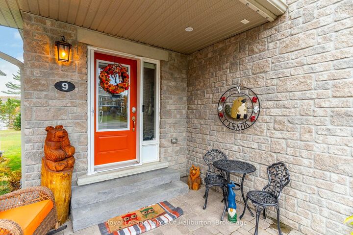 Property Photo: 9 Webb Circle ON K0M 1S0