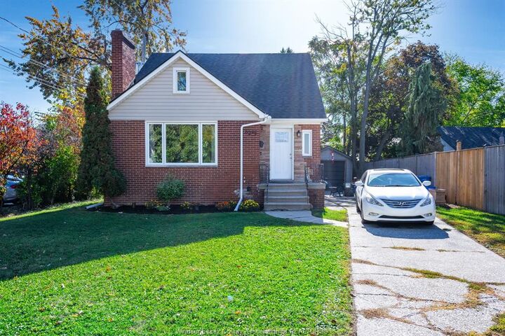 6245 Wyandotte Street East  Windsor ON N8S 1N5 photo