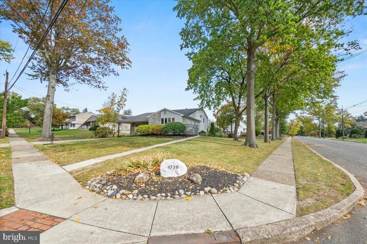 Property Photo:  1738 Country Club Drive  NJ 08003 