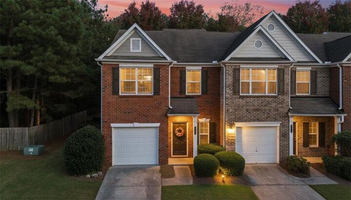 Property Photo:  2401 Heritage Park Circle NW 14  GA 30144
