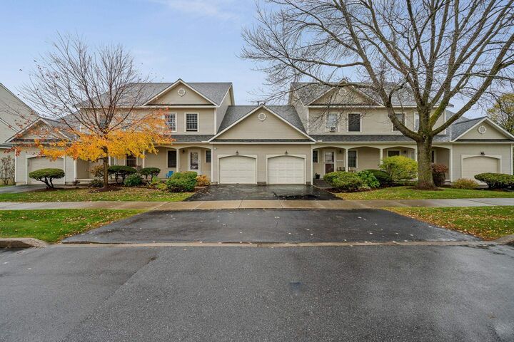 Property Photo:  8 Chelsea Place  VT 05495