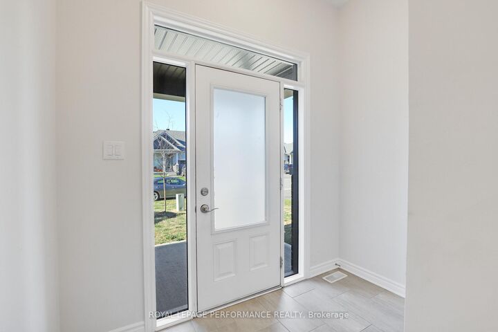 Property Photo:  108 Patchell Place  ON K0G 1J0