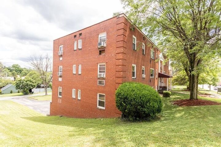 Property Photo:  330 W Berkeley Street  PA 15401 