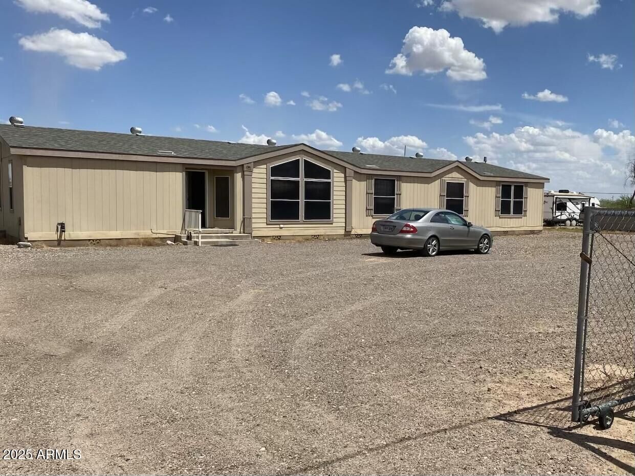Property Photo: 29019 N 180th Avenue AZ 85387