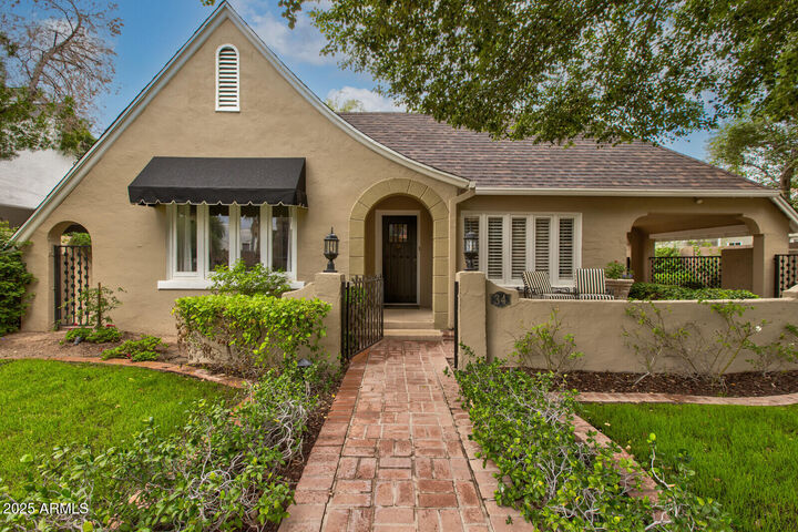 Property Photo:  34 W Vernon Avenue  AZ 85003 