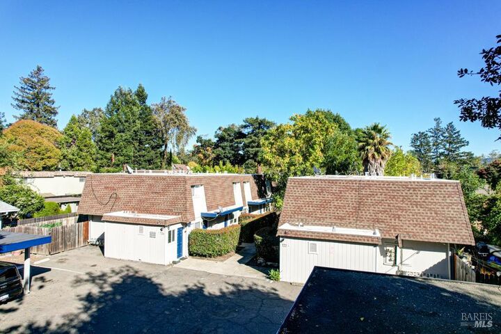 Property Photo:  726 Orchard Street  CA 95404