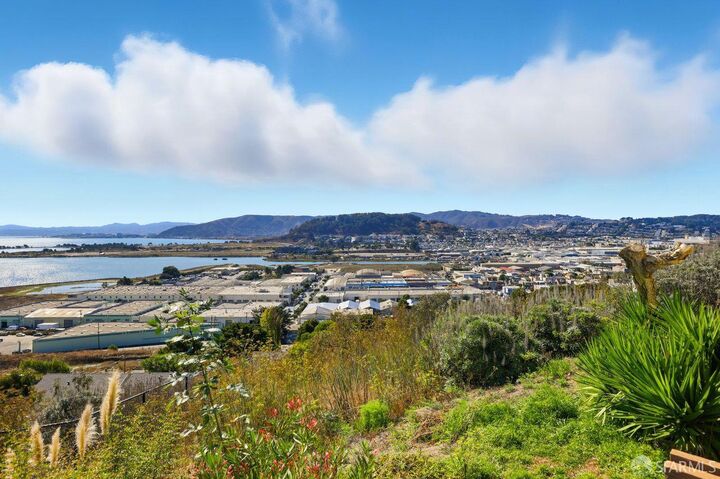 Property Photo:  59 Kiska Road  CA 94124