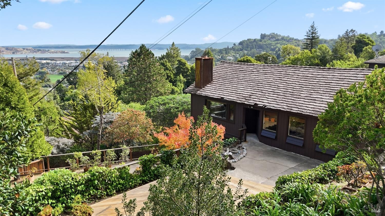 Property Photo:  666 Redwood Avenue  CA 94925