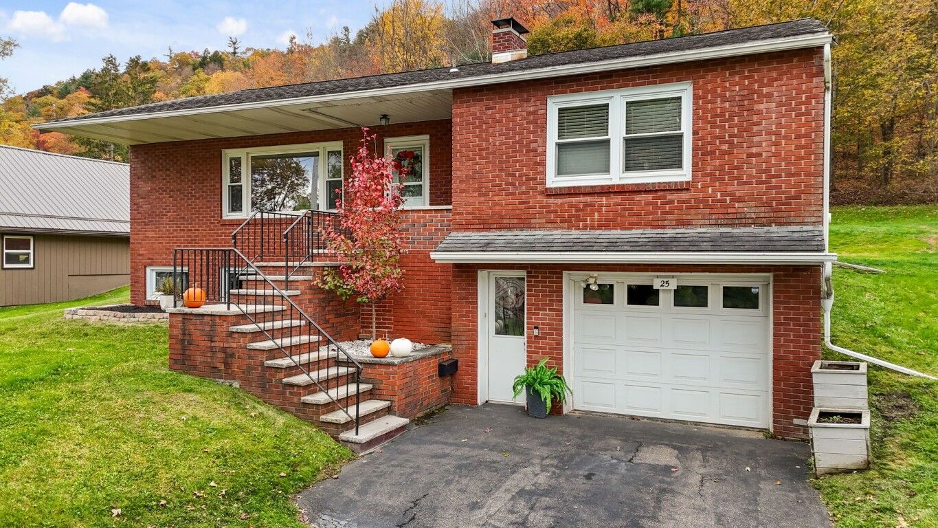 Property Photo:  25 Sunrise Drive  NY 13905